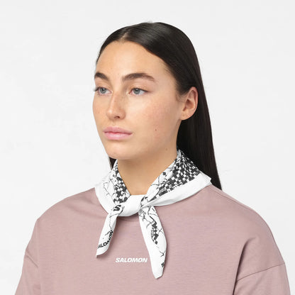 WHISPER WHITE / DEEP BLACK