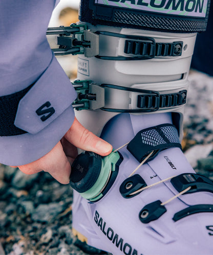 Cosmic Sky / Cool Gray 5 / Shale Green