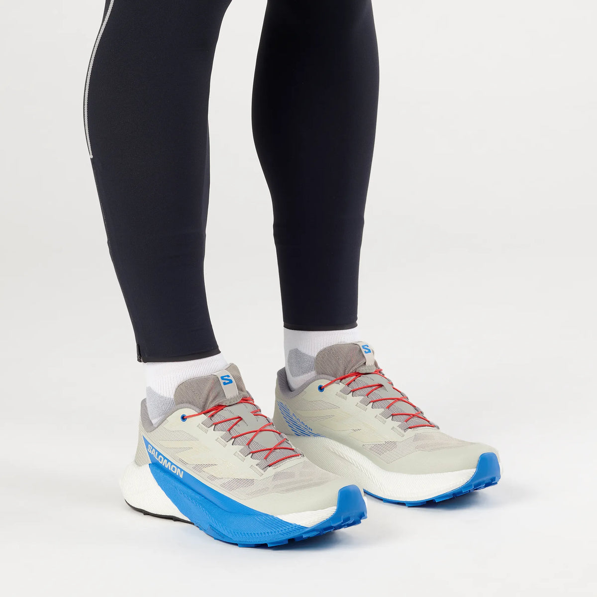 Lunar Rock / White / French Blue