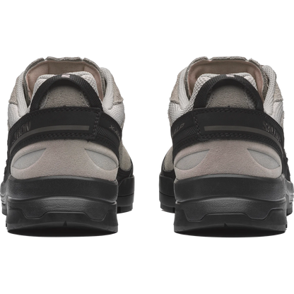 Cloudburst / Paloma / Black