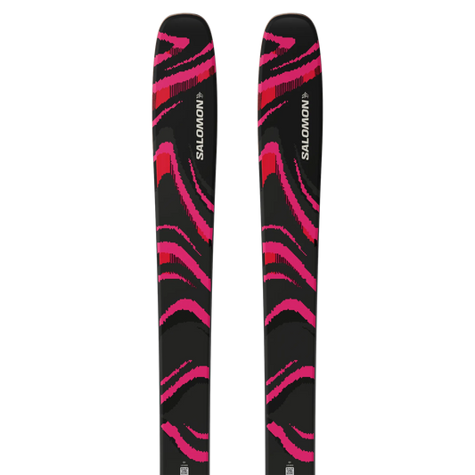 Black / Equipe Red / Almond Milk